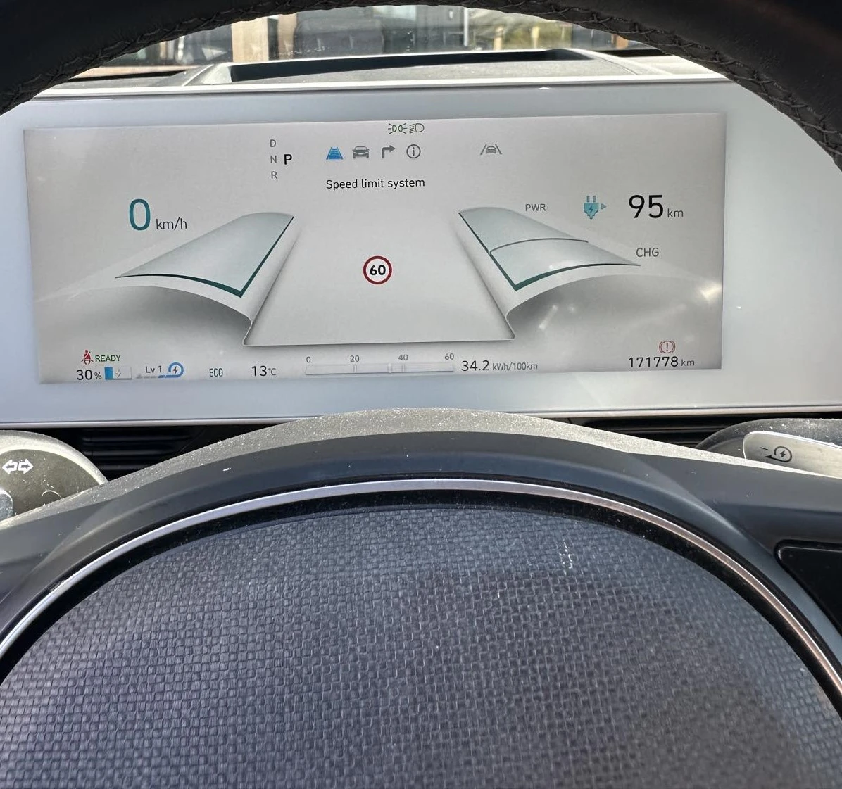 Hyundai Ioniq 5 72.6KWh/PROJECT 45/SOLAR/4X4/305К.С, снимка 11 - Автомобили и джипове - 56336260