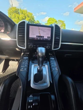 Porsche Cayenne Platinum Edition * PANO* АвтоКредит* (Цена до БГ), снимка 13