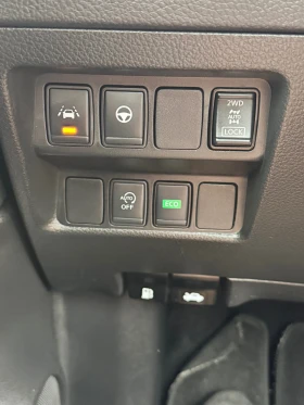 Nissan Qashqai 1.7DCI 4x4 АВТОМАТ КОЖА ПАНОРАМА НАВИГАЦИЯ, снимка 15