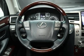 Lexus LX 570 BASE STANDART PACK * * CARFAX * * 7 МЕСТА * * , снимка 12
