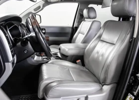 Toyota Sequoia PLATINUM * 4X2 * 5.7 V8 * 2018 * 7 МЕСТА * CARFAX, снимка 7
