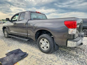 Toyota Tundra 4.6l Double Cab Sr5, снимка 2