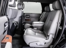 Toyota Sequoia PLATINUM * 4X2 * 5.7 V8 * 2018 * 7 МЕСТА * CARFAX - 37600 € / 73539.21 лв. - 97048989 15