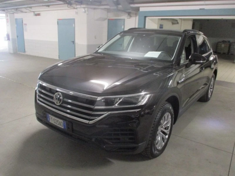 VW Touareg 3.0 TDI , снимка 1 - Автомобили и джипове - 42545061