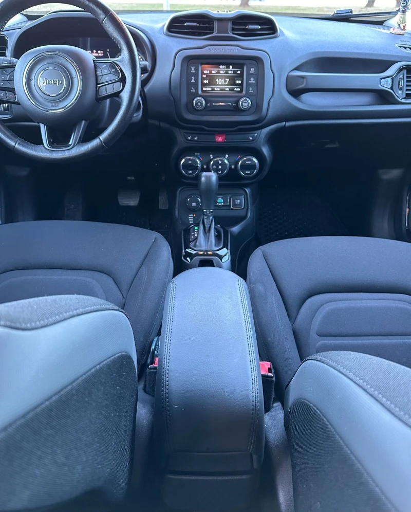 Jeep Renegade, снимка 11 - Автомобили и джипове - 47089406