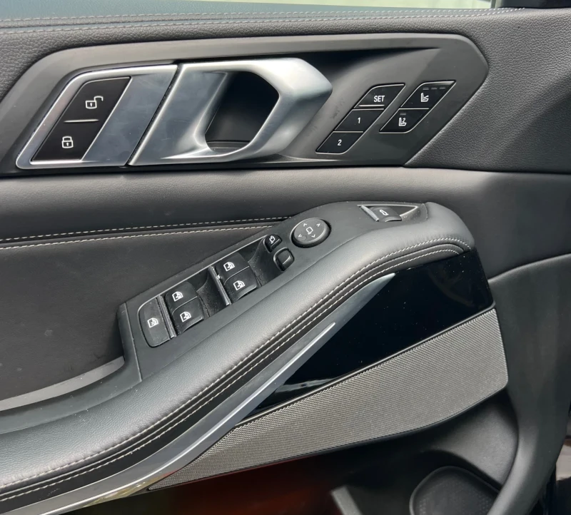 BMW X5 M50i, снимка 9 - Автомобили и джипове - 51425624