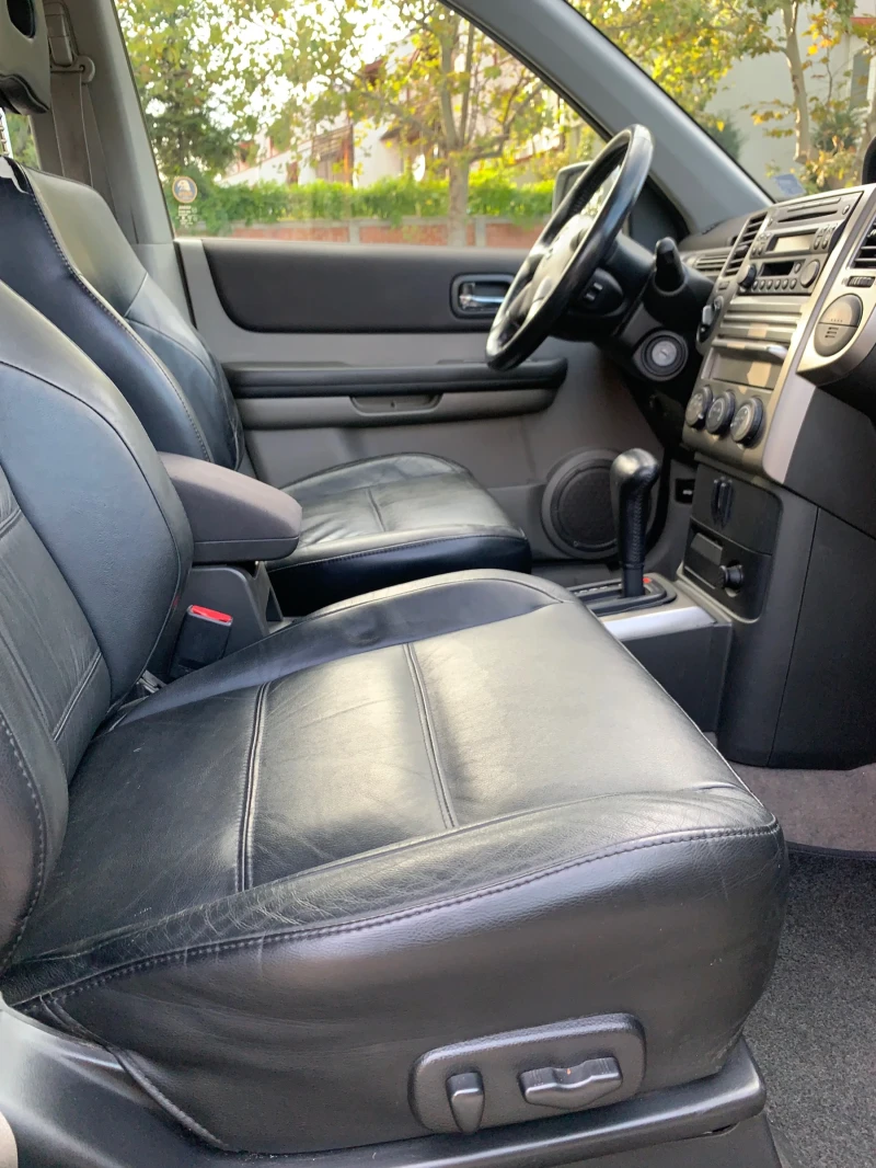 Nissan X-trail Nissan X- trail Бензин/Газ 2.5 , снимка 13 - Автомобили и джипове - 52146204