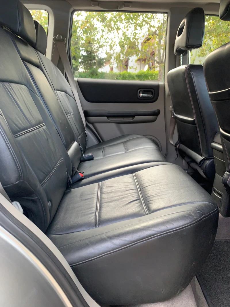 Nissan X-trail Nissan X- trail Бензин/Газ 2.5 , снимка 14 - Автомобили и джипове - 52146204