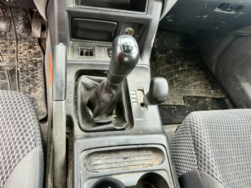 Mitsubishi Pajero 3.2, снимка 6 - Автомобили и джипове - 52350862