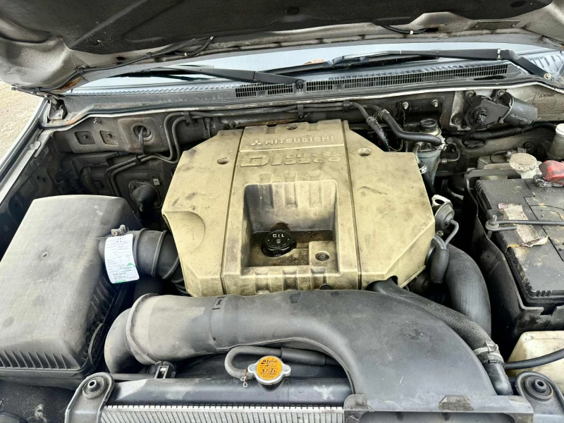Mitsubishi Pajero 3.2, снимка 8 - Автомобили и джипове - 52350862