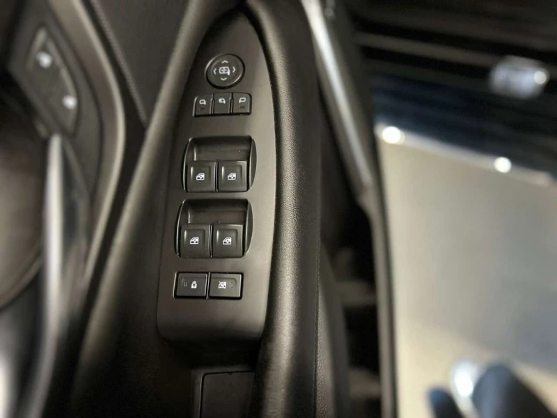 Cadillac Escalade * Luxury * CARFAX * ЦЕНА ДО БГ, снимка 11 - Автомобили и джипове - 53415071