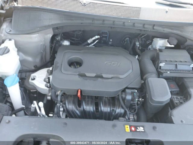 Kia Sorento 2.4L LX, снимка 14 - Автомобили и джипове - 47142185