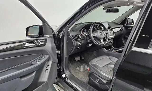 Mercedes-Benz GLS 350 4MATIC  - изображение 8