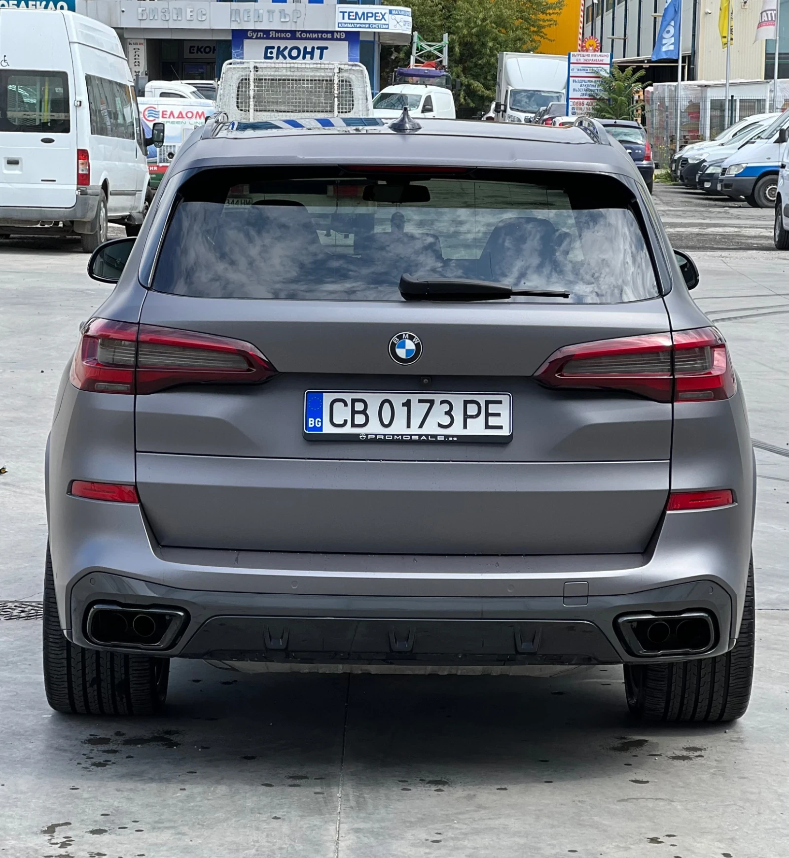 BMW X5 M50i - изображение 5