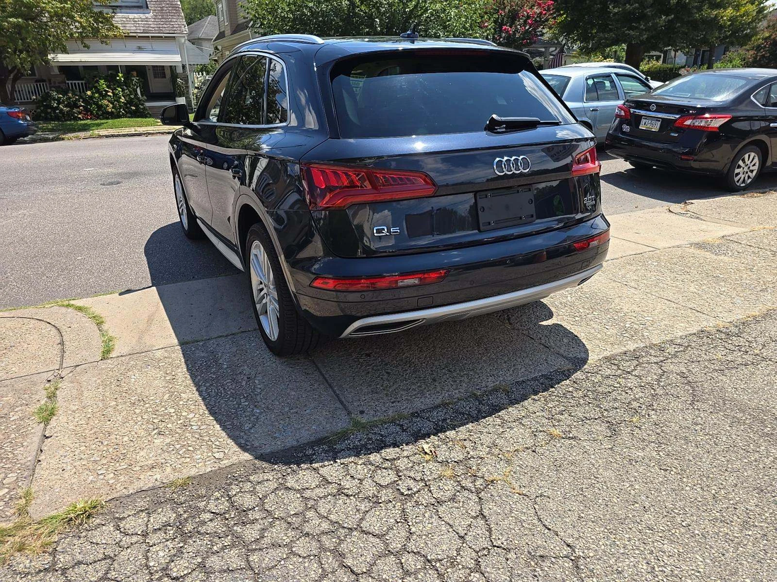 Audi Q5 * CARFAX* БЕЗ ПЪРВОНАЧАЛНА*  - изображение 2