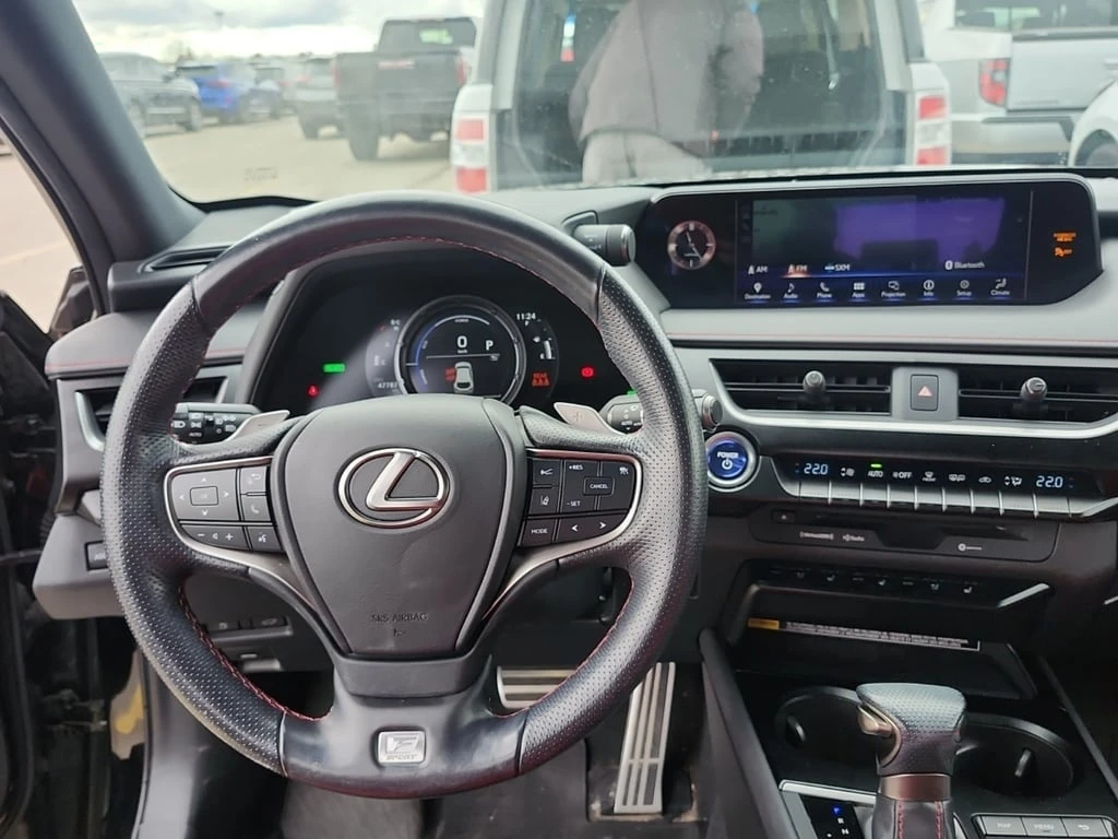 Lexus UX * 250H * CARFAX *  - изображение 10