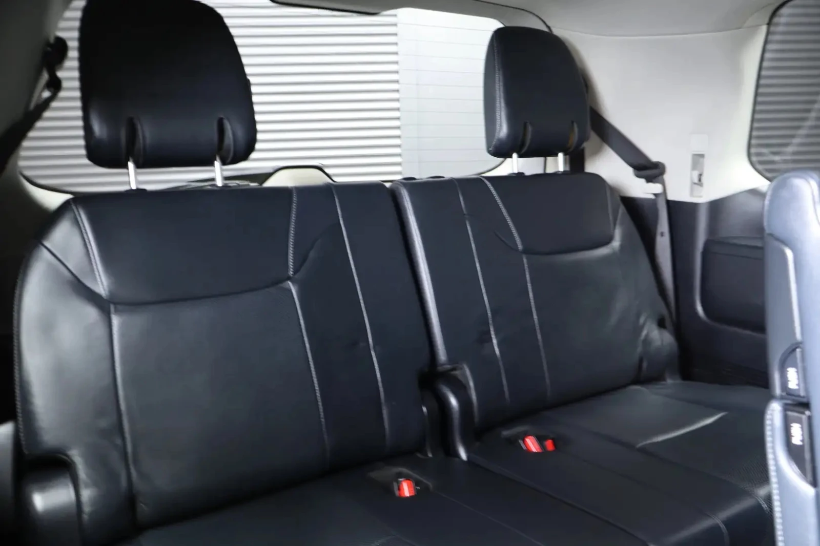 Lexus LX 570 BASE STANDART PACK * * CARFAX * * 7 МЕСТА * * , снимка 15 - Автомобили и джипове - 54569273