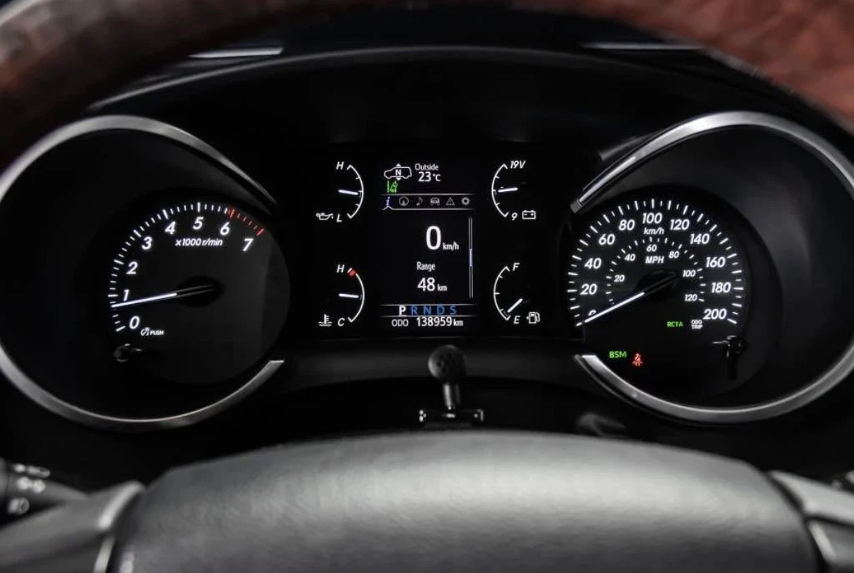 Toyota Sequoia PLATINUM * 4X2 * 5.7 V8 * 2018 * 7 ����� * CARFAX | Mobile.bg � ����������� 9