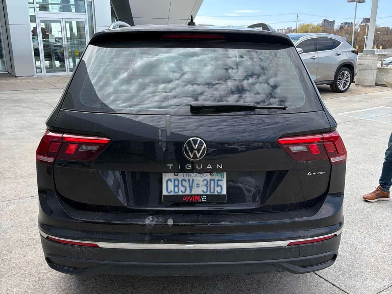 VW Tiguan * Trendline * ГЛАВНО ПРЕДСТАВИТЕЛСТВО* , снимка 5 - Автомобили и джипове - 54833709
