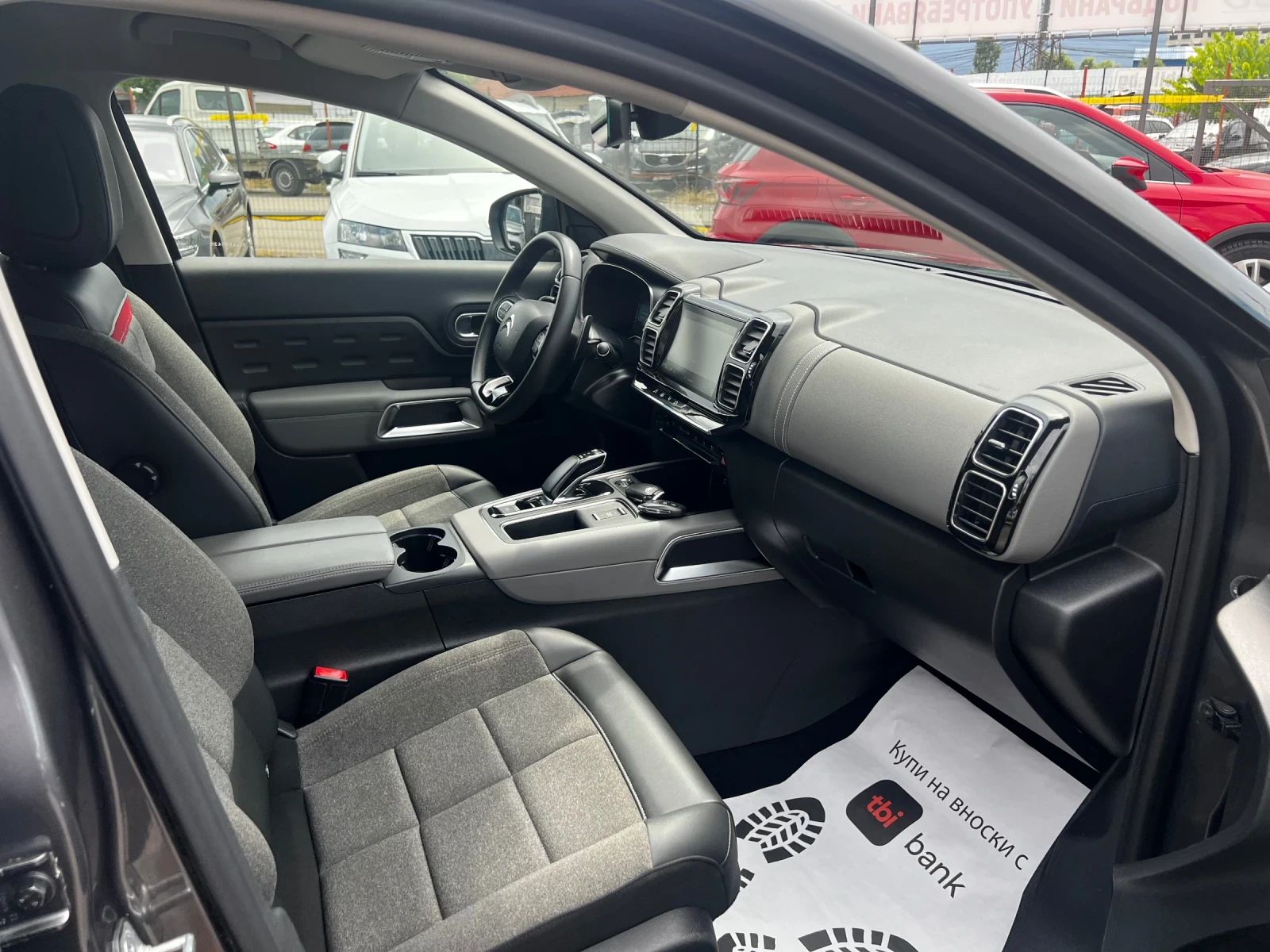 Citroen C5 Aircross 1.6 plugin hibryd 224ps key less avtomat, снимка 13 - Автомобили и джипове - 55011810