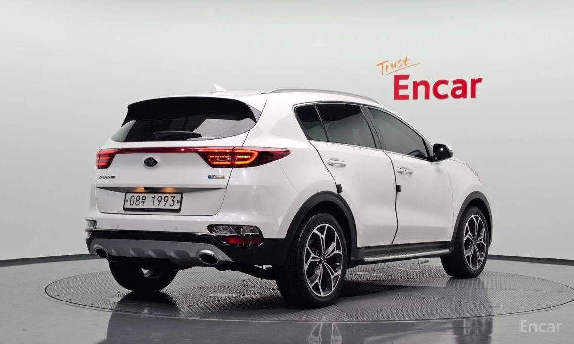 Kia Sportage, снимка 2 - Автомобили и джипове - 55376277