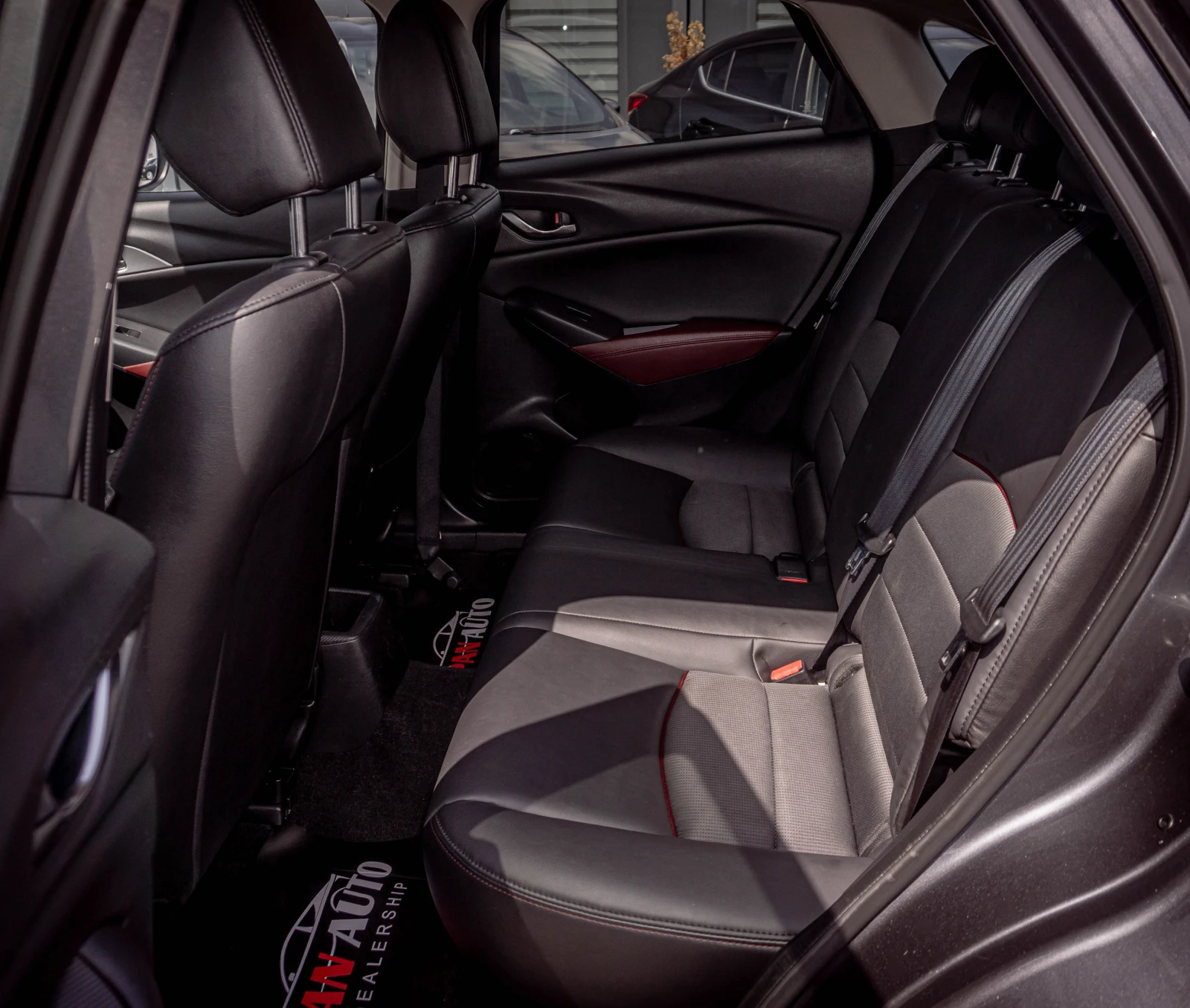 Mazda CX-3 2.0 бензин BOSE! HEAD-UP! КОЖА! ТОП! ГАРАНЦИЯ! , снимка 11 - Автомобили и джипове - 55817722