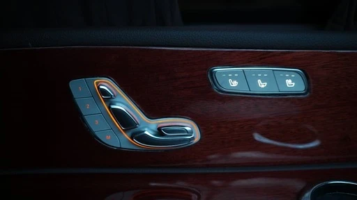 Mercedes-Benz V 220 D - изображение 10