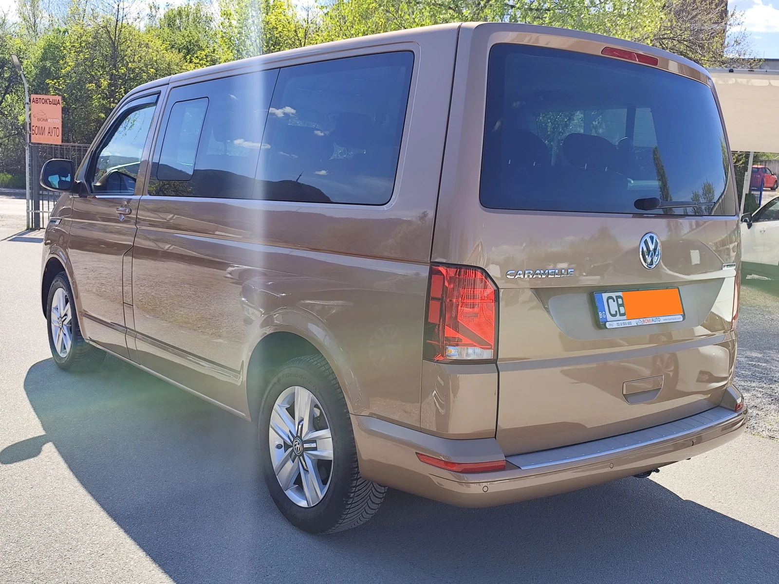 VW Caravelle 2.0TDi* 4MOTION* 9MECTA* EВРО 6D* NAVI* CARPLAY* , снимка 6 - Бусове и автобуси - 54304749