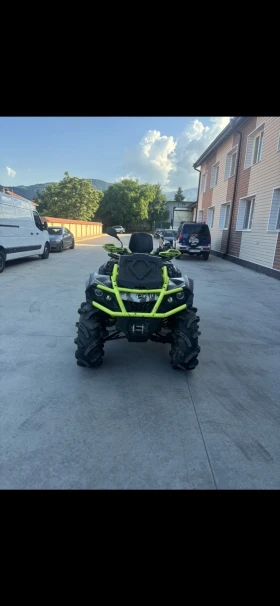 ������ Can-Am Outlander