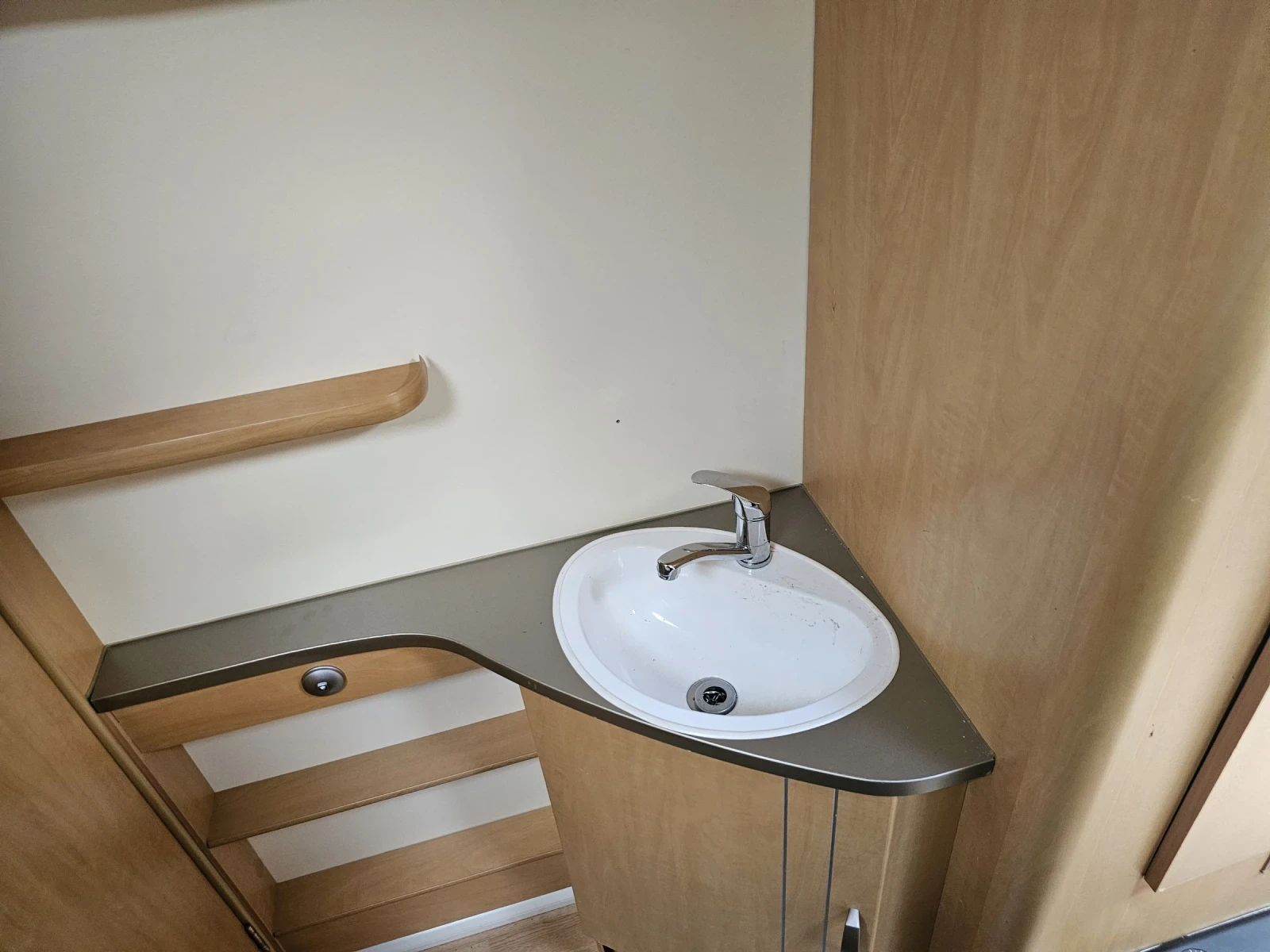  Bailey Olimpus | Mobile.bg   14