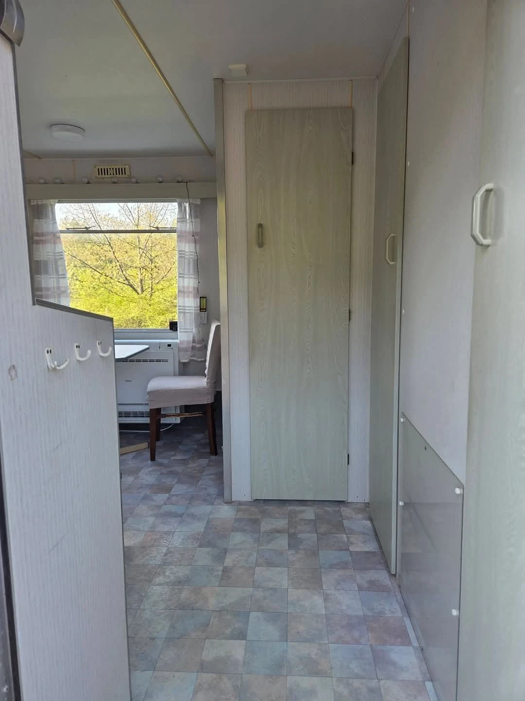 Каравана M+M Mobile, снимка 3 - Каравани и кемпери - 54346390