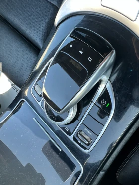 Mercedes-Benz C 180 AMG Line/Седан, снимка 11