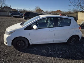 Toyota Yaris 1.0, снимка 2