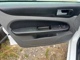 Обява за продажба на Ford Focus 1.6HDI 90К.С ~6 399 лв. - изображение 6