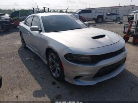 Dodge Charger R/T 5.7 HEMI V8 RWD