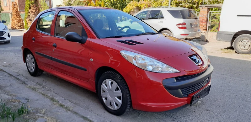 Peugeot 206 206 plus 1.1i, снимка 1 - Автомобили и джипове - 42570665