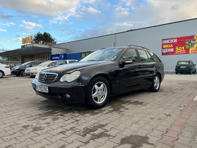 Mercedes-Benz C 220, снимка 2 - Автомобили и джипове - 47303766