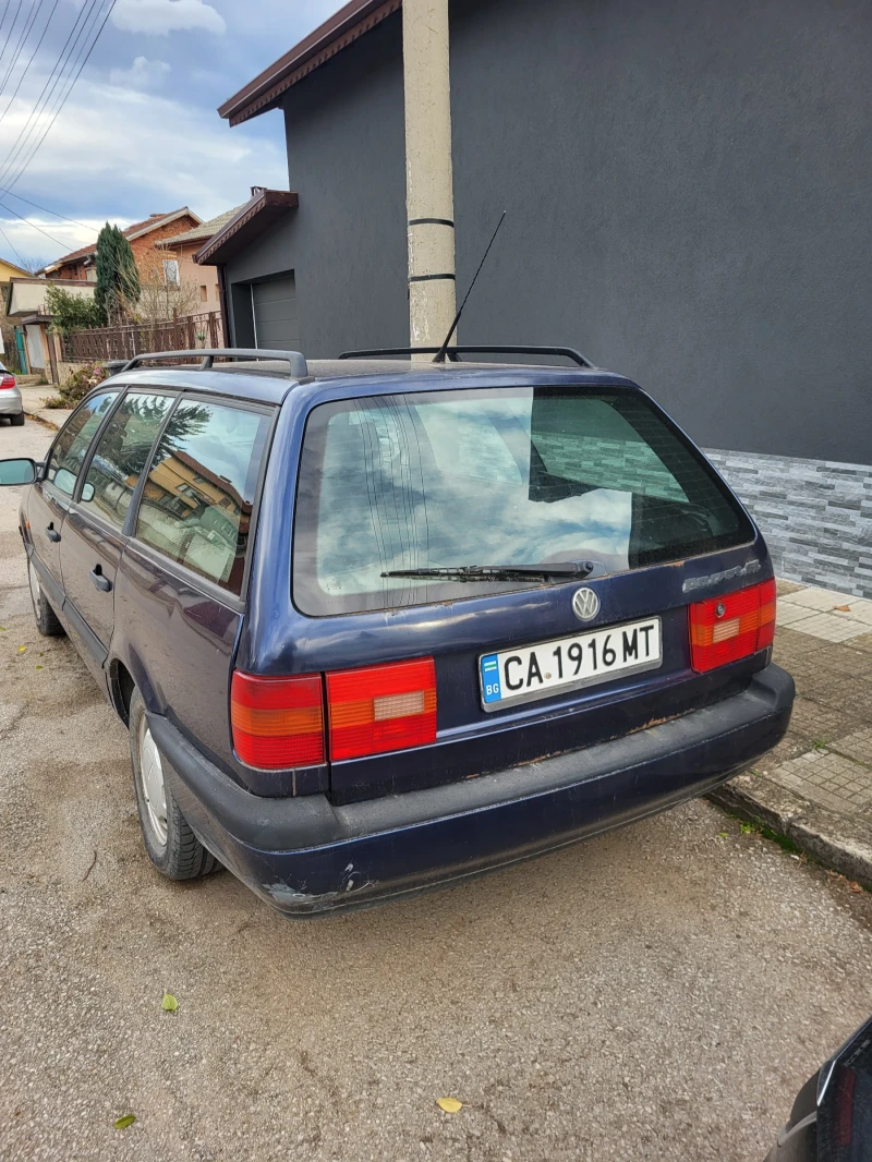 VW Passat, снимка 2 - Автомобили и джипове - 48076680