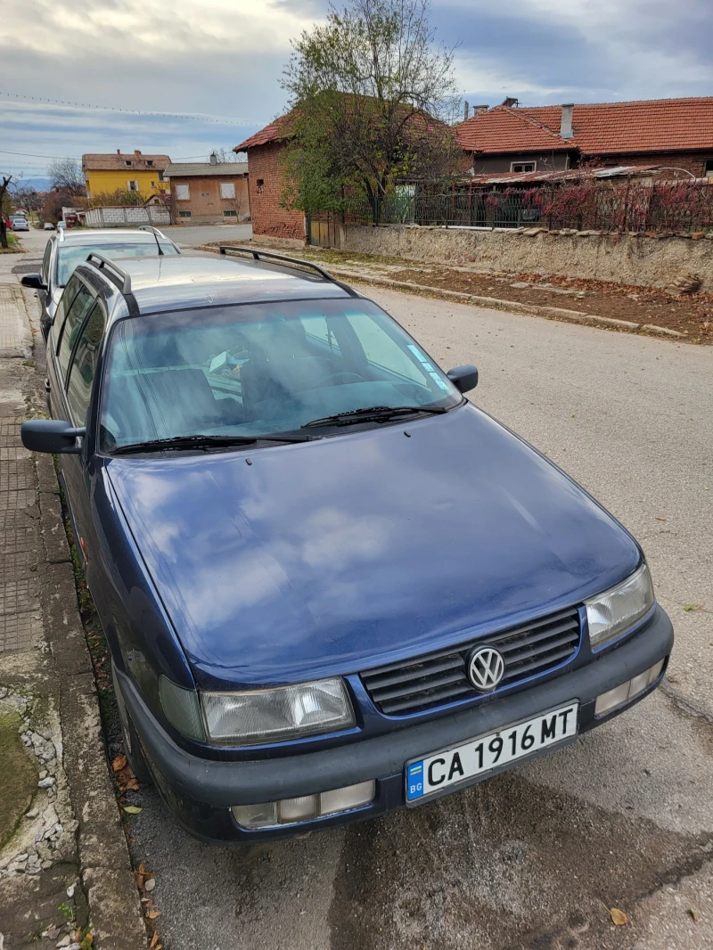 VW Passat, снимка 1 - Автомобили и джипове - 48076680