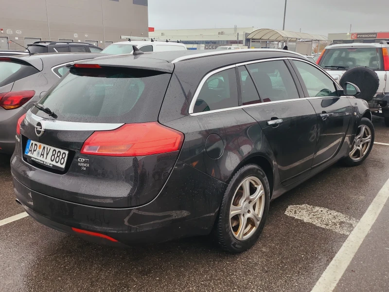 Opel Insignia, снимка 4 - Автомобили и джипове - 48167500