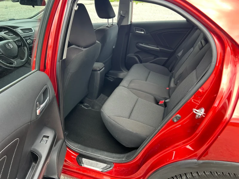 Honda Civic 1, 6 I-DTEC SPORT/LED/CAMERA/EURO-6B, снимка 13 - Автомобили и джипове - 52411573