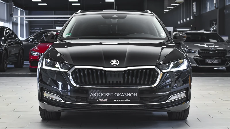 Skoda Octavia Combi 2.0 TDI DSG, снимка 2 - Автомобили и джипове - 51566758