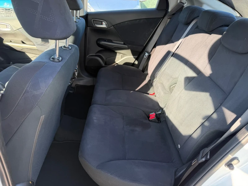 Honda Civic 2.2d/150hp/NAVI/КАМЕРА/Бяла Перла/, снимка 12 - Автомобили и джипове - 52890176