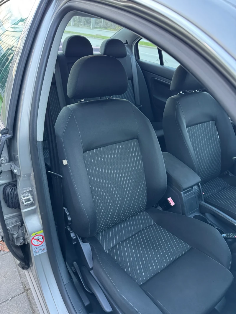 Skoda Superb 2.0 TDI , снимка 8 - Автомобили и джипове - 53065551