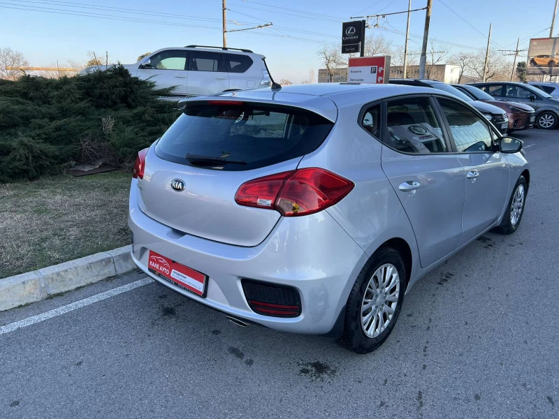 Kia Ceed 1.4 Executive, снимка 3 - Автомобили и джипове - 53274979