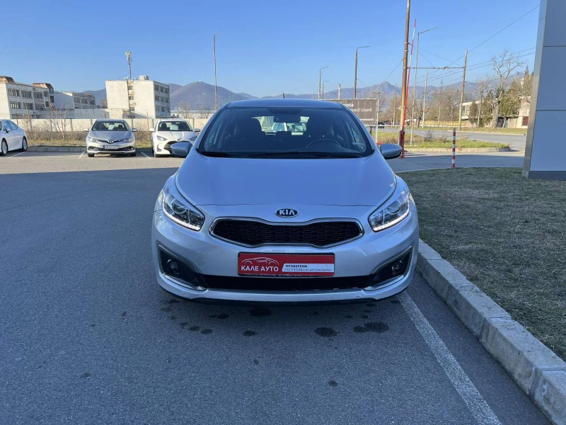 Kia Ceed 1.4 Executive, снимка 8 - Автомобили и джипове - 53274979
