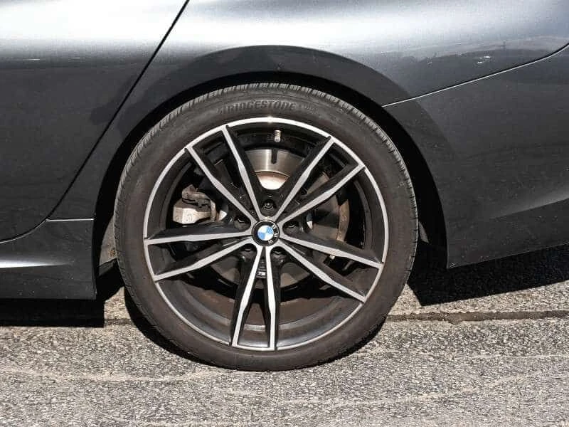 BMW 330 xDrive | M Sport Package| ПРЕДСТАВИТЕЛСТВО, снимка 8 - Автомобили и джипове - 55282157