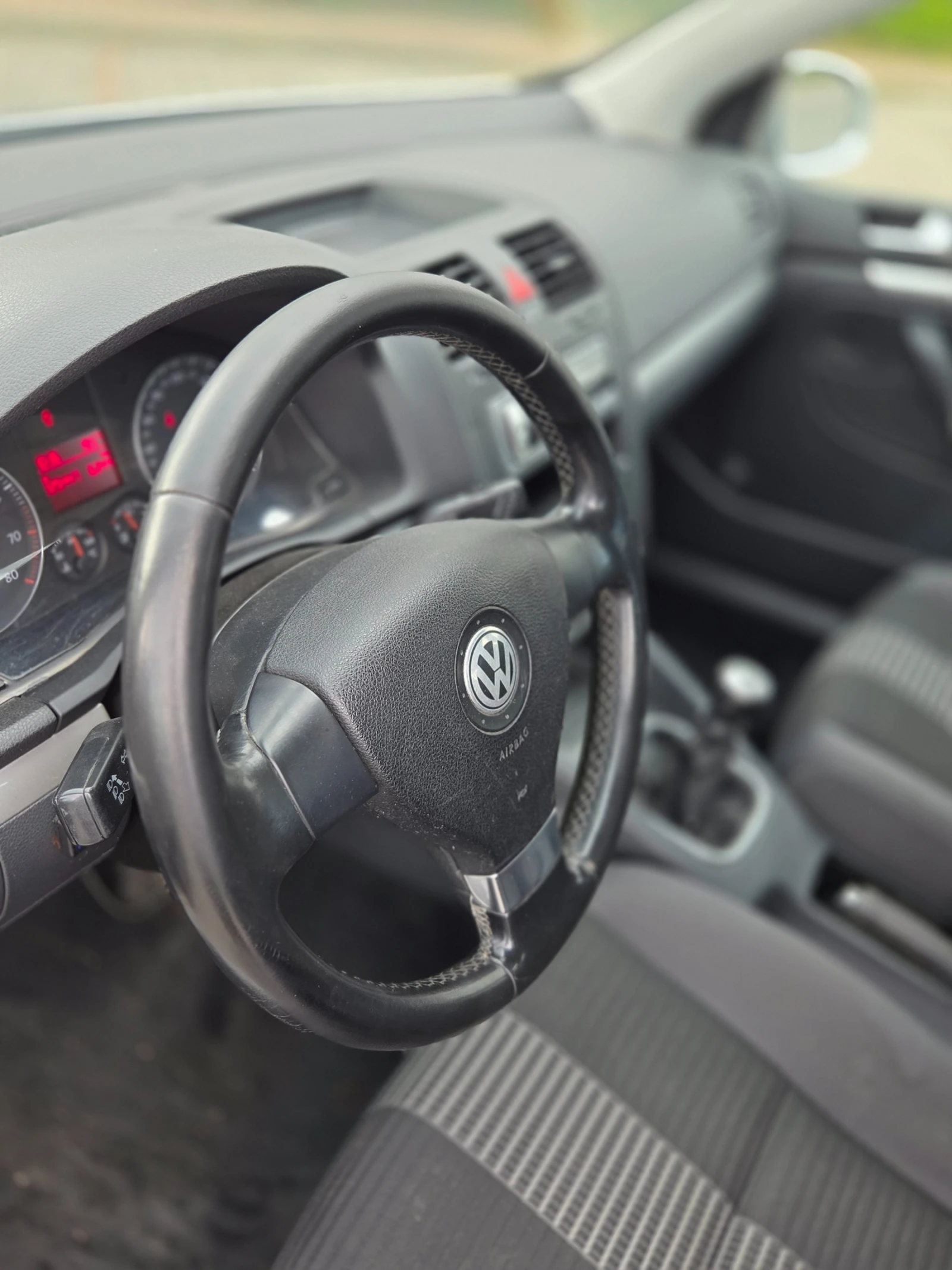 VW Golf 1.6i 102к.с. Газ.инж.  - изображение 8