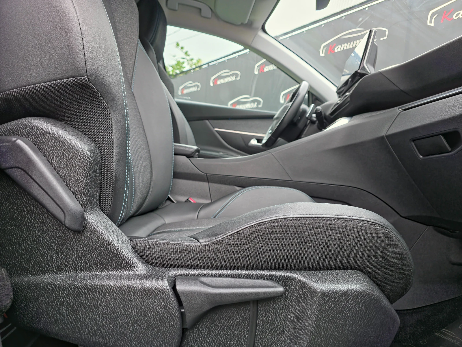 Peugeot 5008 1.5 BlueHDi ALLURE  131 S&S EAT8 - изображение 9