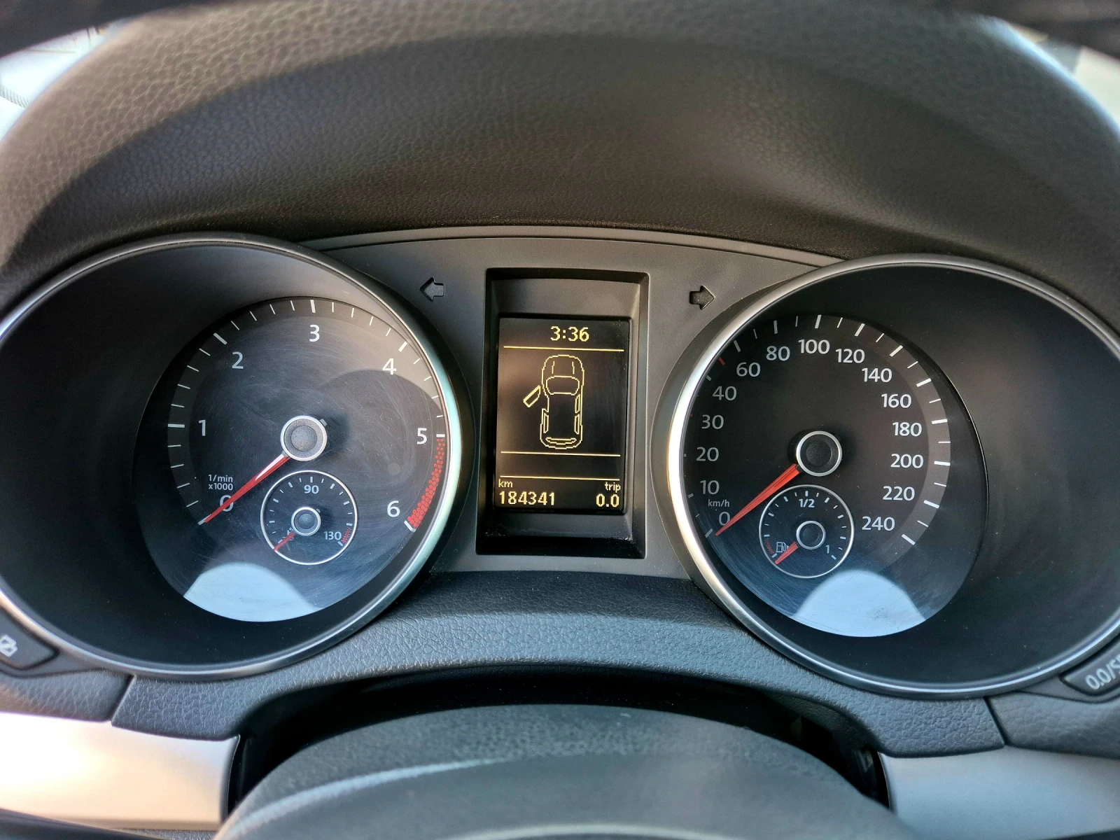 VW Golf Highline, снимка 17 - Автомобили и джипове - 53895360